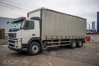 Volvo FM 330+10 pneus/tires-intarder - Image 1