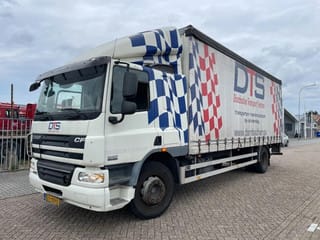 DAF CF 65.220 4x2 Sliding Curtain - Image 1
