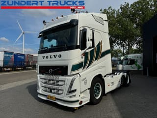 Volvo 500 TURBO COMPOUND 2021, 6X2, IPARCOOL, FULL AIR, DYNAMIC STEERING, LEATHER SEATS, LIKE NEW! - Image 1