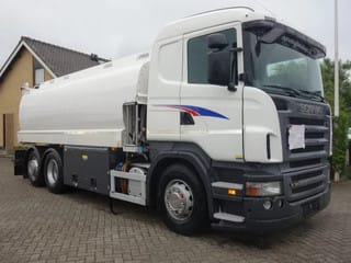 Scania R380 6X2 19200 LITER TANK,MANUAL GEARBOX - Image 1