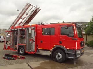 MAN 15.250 FIRE TRUCK,2000 LITER TANK, FOAM TANK, AIRCO - Image 1