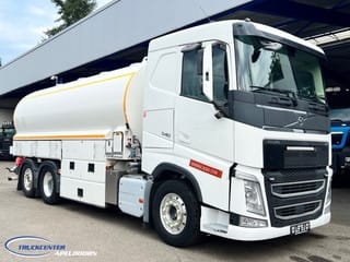 Volvo 540 - Image 1