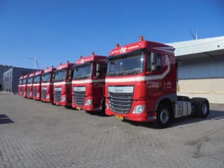 DAF 6X2 NL TRUCK 15X IN STOCK - Image 1
