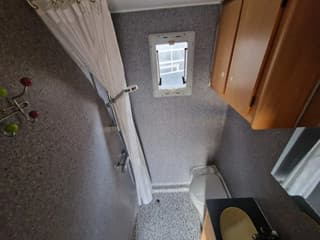 MAN TGA 2008 - 18.360 4x2 - Horse truck + full camper - 4 seats - Loadramp - Automatic gearbox afbeelding 42