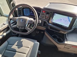 Scania 590S V8 NGS Highline 4x2 - New - Facelift - Full spec - Retarder - Leather - Full air - Image 11