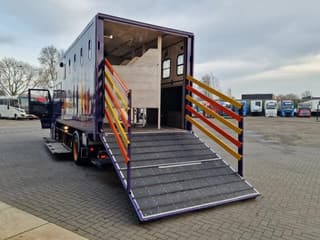 MAN TGA 2008 - 18.360 4x2 - Horse truck + full camper - 4 seats - Loadramp - Automatic gearbox afbeelding 17