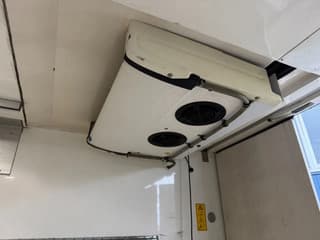 Volvo FM 330 2016 - 6X2 EURO 6 CARRIER SUPRA ZEPRO LOAD LIFT afbeelding 16