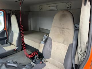 Renault 8X4 EEV + HIAB 477 E-7 HIPRO + REMOTE - Image 24